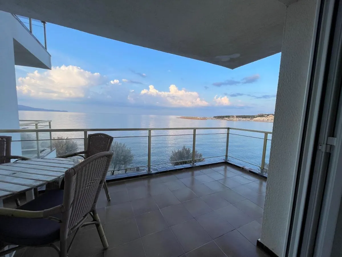 Appartement Nemi à L' Escala